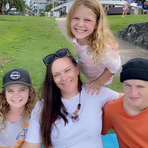 Meet your Posher, Jenene